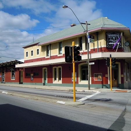 Moondyne Joe'S Hotel Fremantle Buitenkant foto